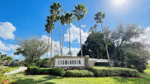 Why Families Love Stonehaven: Gated Lakeside Living in West Palm Beach