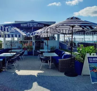 Benny’s On The Beach Pier
