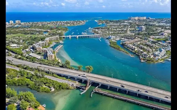Living in Loxahatchee Lakes: Waterfront Homes, Acreage, and True South Florida Charm