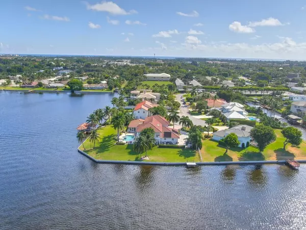 Lake Eden Homes for Sale: Discover Waterfront Living in Delray Beach