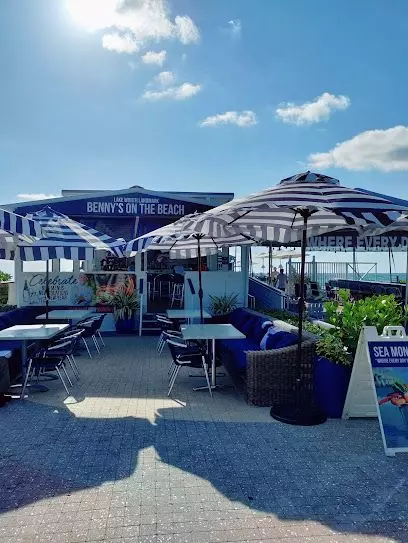 Benny’s On The Beach  Pier