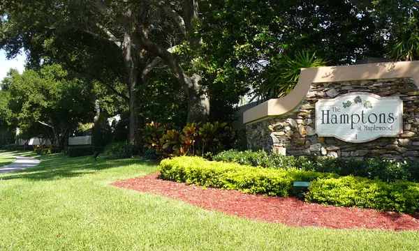 Hamptons at Maplewood Homes for Sale in Jupiter