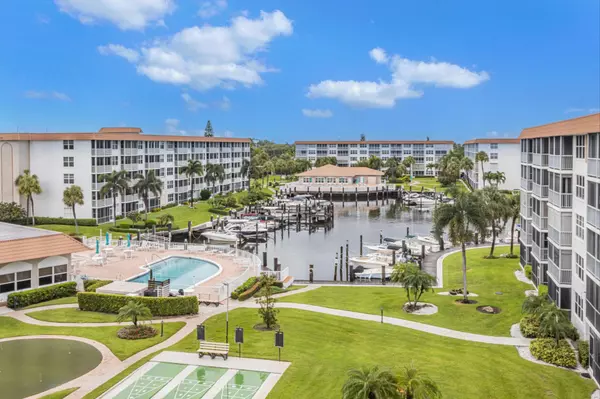 Townhomes for Sale in Tropic Cay, Delray Beach