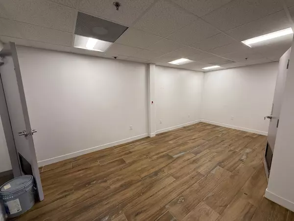 6741 W Sunrise Blvd Unit B10