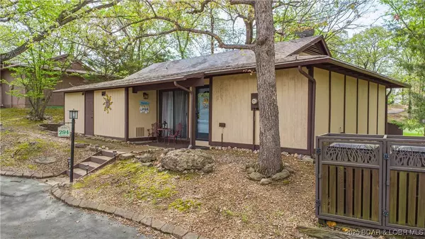 294 Moongate DR, Osage Beach, MO 65065