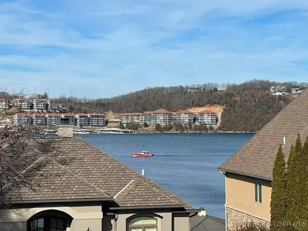 504 Grand View DR, Porto Cima, MO 65079