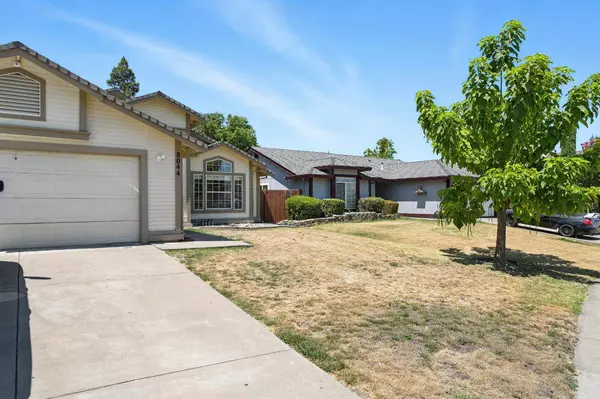 8044 torrente WAY, Sacramento, CA 95823