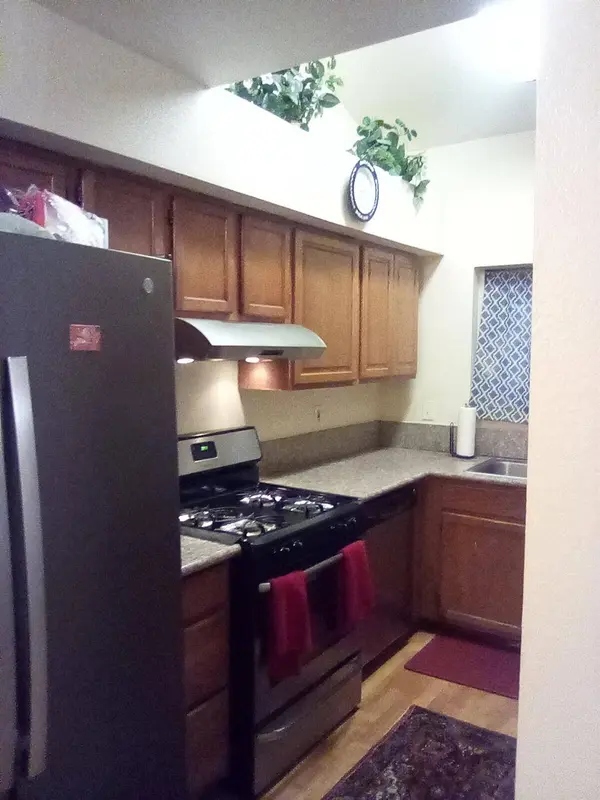 4261 taylor ST, Sacramento, CA 95838