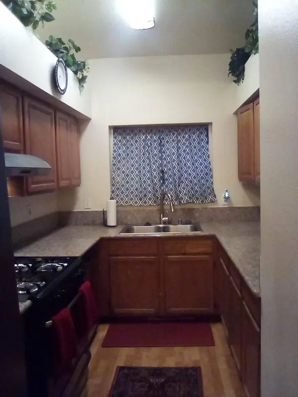 4261 taylor ST, Sacramento, CA 95838