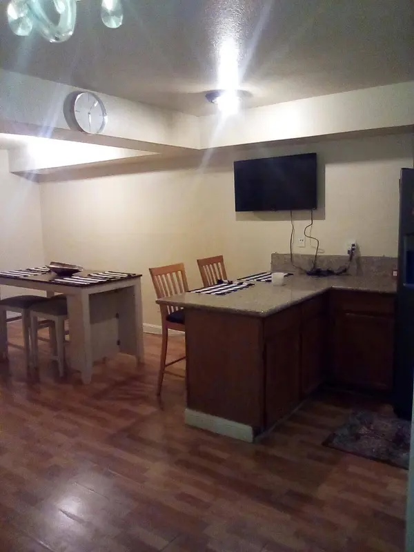 4261 taylor ST, Sacramento, CA 95838