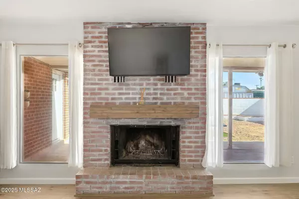 5720 E 4th Street, Tucson, AZ 85711