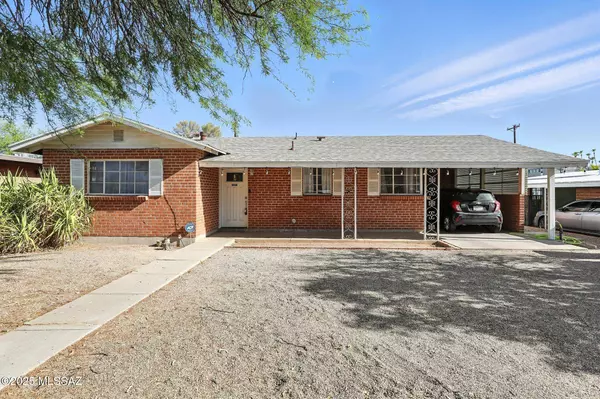 5720 E 4th Street, Tucson, AZ 85711