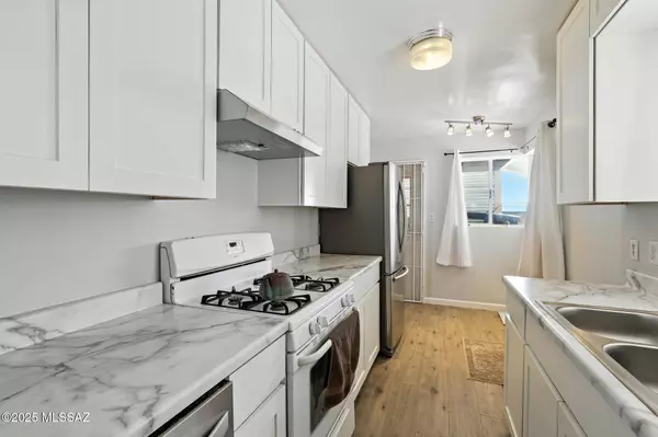 5720 E 4th Street, Tucson, AZ 85711