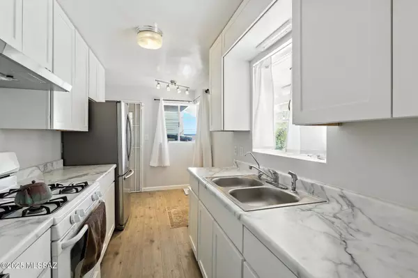 5720 E 4th Street, Tucson, AZ 85711