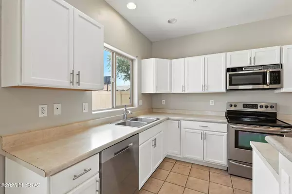 21100 E Frontier Road, Red Rock, AZ 85145