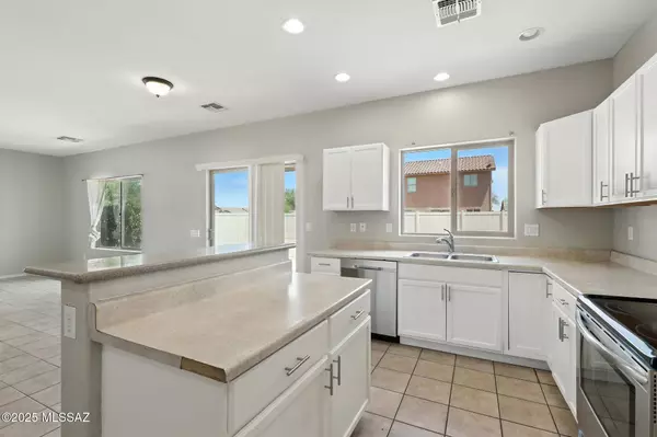 21100 E Frontier Road, Red Rock, AZ 85145