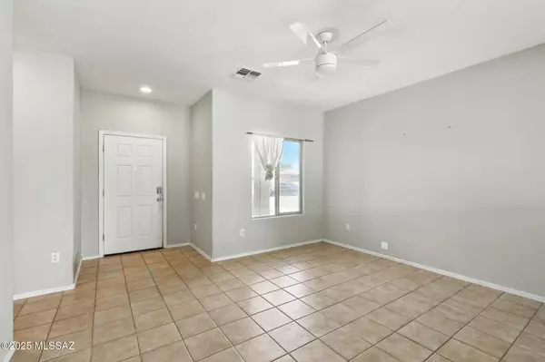 21100 E Frontier Road, Red Rock, AZ 85145