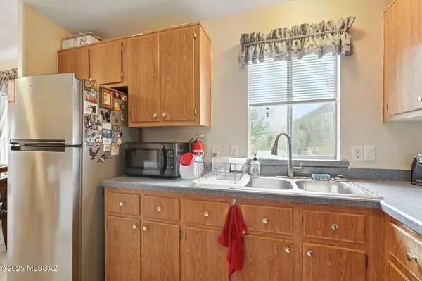 11005 W Windchime Drive, Tucson, AZ 85743