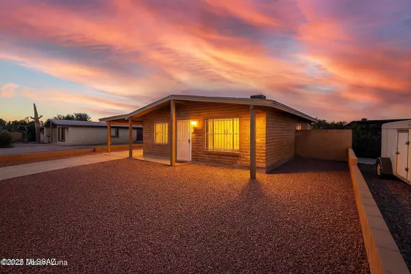 3042 W Christopher Drive, Tucson, AZ 85746