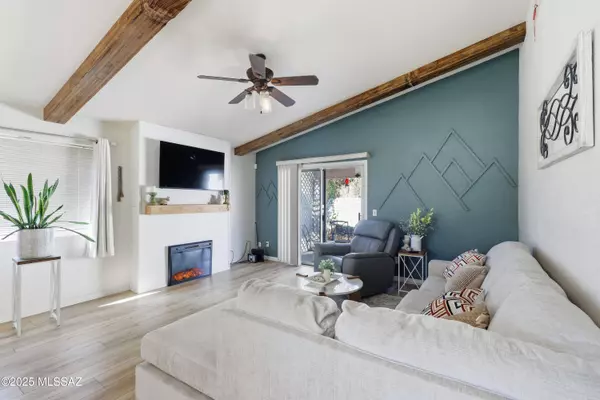 4502 W Rose Mist Way, Tucson, AZ 85741