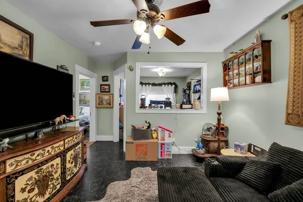 1236 Victorian Plaza Cir, Sparks, NV 89431-4945