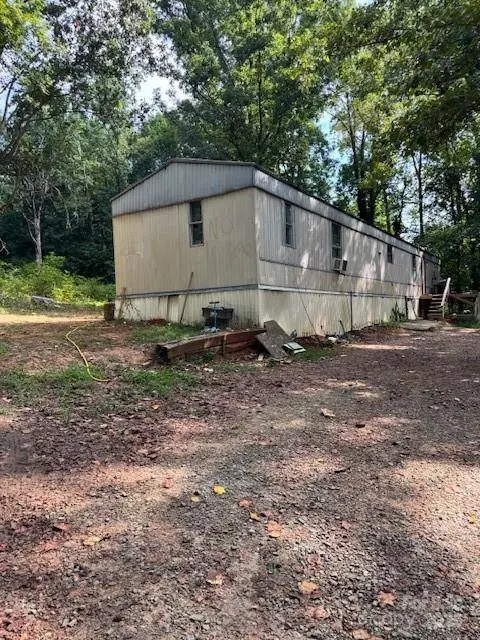 127 Family LN, Mount Holly, NC 28120