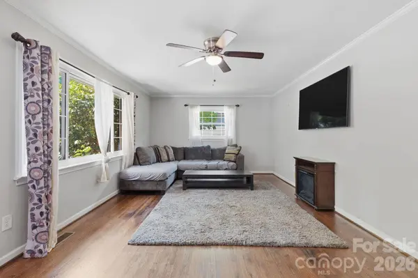153 American AVE NE, Concord, NC 28025