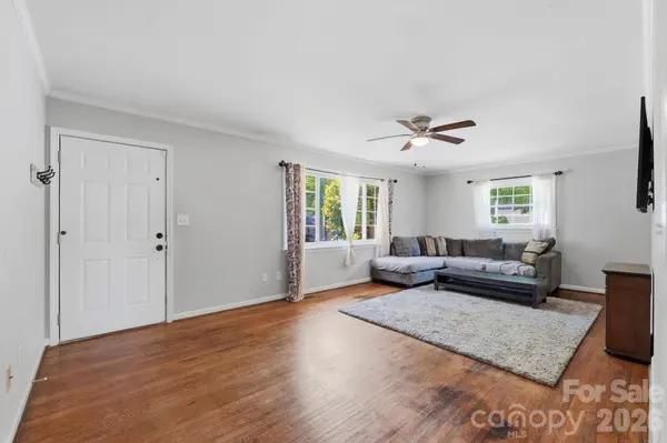 153 American AVE NE, Concord, NC 28025