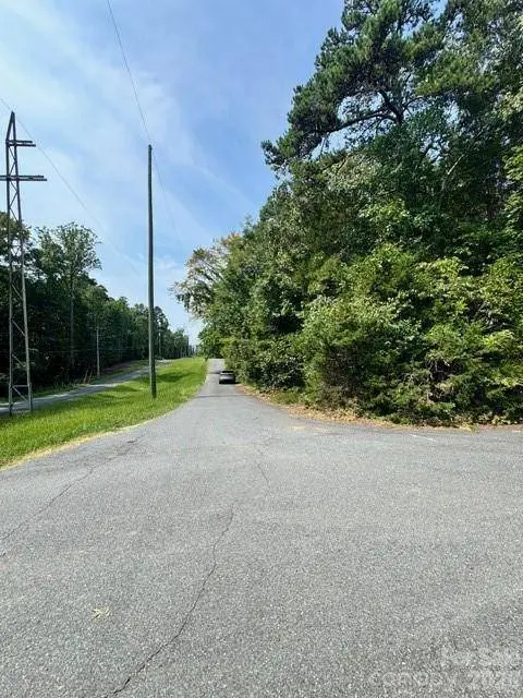 8323 Washington BLVD, Charlotte, NC 28262