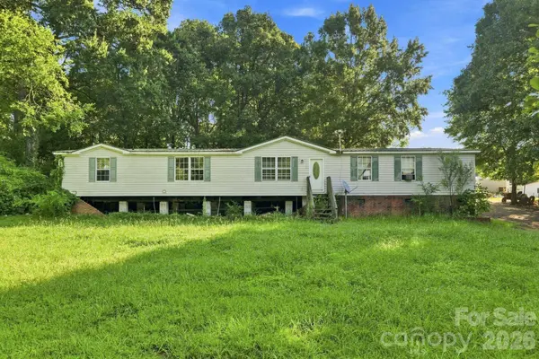 1572 Sturgis RD