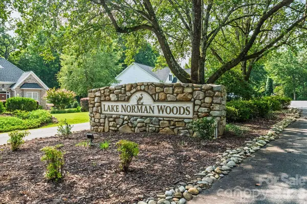 8398 Marina LN, Catawba, NC 28609