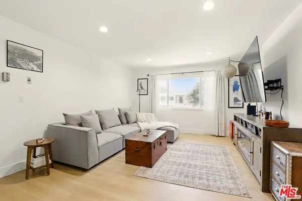 11813 Runnymede St #36, North Hollywood, CA 91605