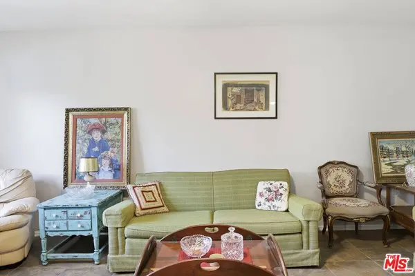 11813 Runnymede St #30, North Hollywood, CA 91602