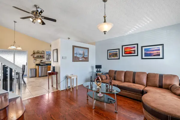 4931 S Danube St, Aurora, CO 80015-4952