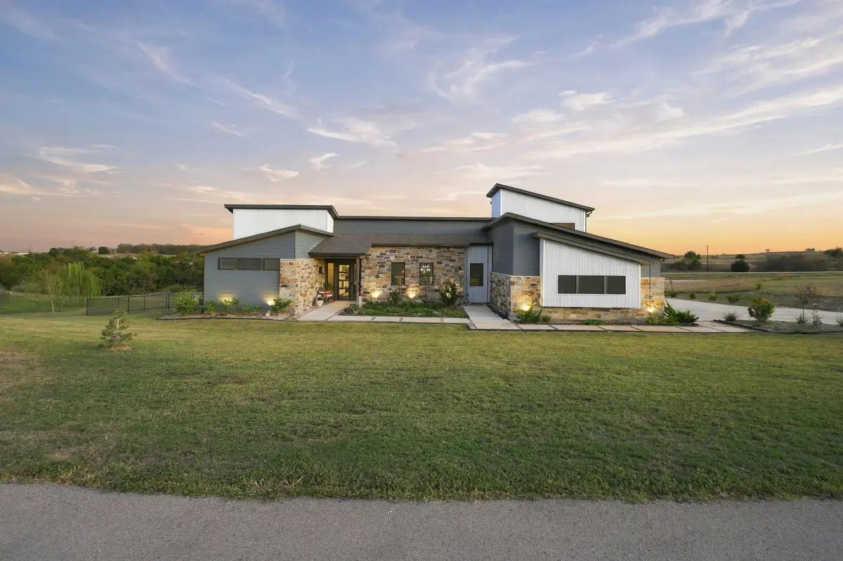122 Nicholas Way, Decatur, TX 76234-1796