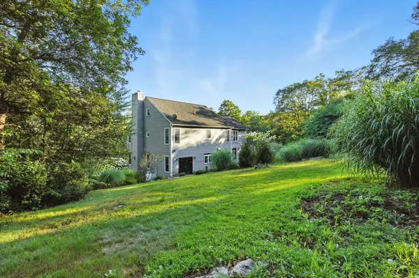 57 S White Rock Rd, Holmes, NY 12531-5405