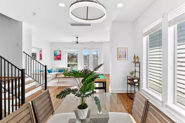 5227 Nett ST, Houston, TX 77007