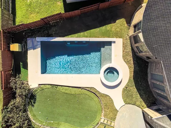 6506 Monte Bello Ridge LN, Houston, TX 77041