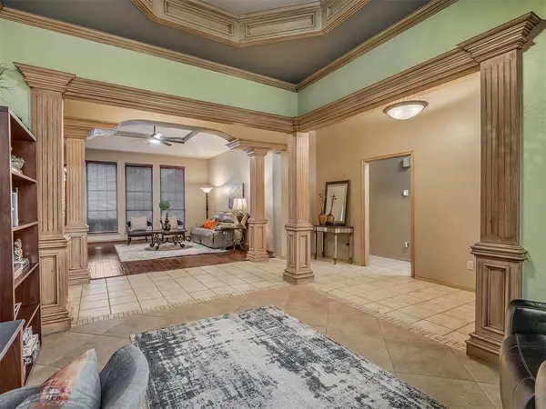 8300 NW 107th ST, Oklahoma City, OK 73162