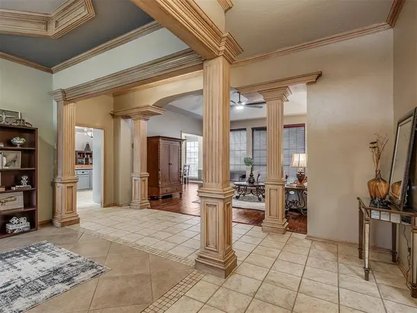 8300 NW 107th ST, Oklahoma City, OK 73162