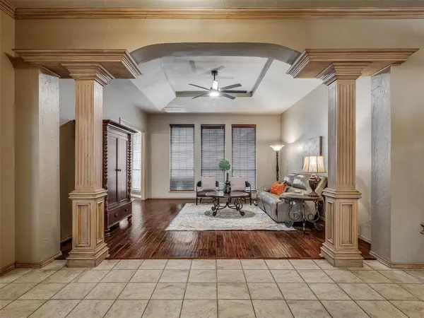 8300 NW 107th ST, Oklahoma City, OK 73162