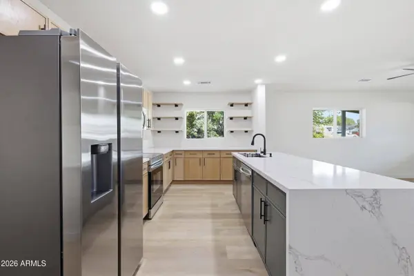 3144 N 34TH Street, Phoenix, AZ 85018