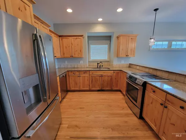 6077 Manzanita, Boise, ID 83709