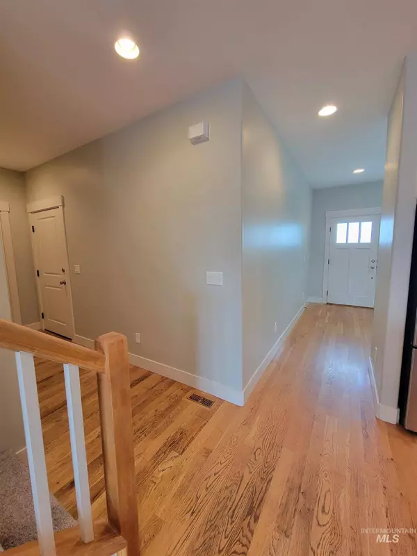 6077 Manzanita, Boise, ID 83709