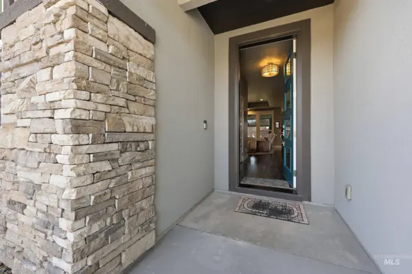 11361 Bakula, Boise, ID 83709