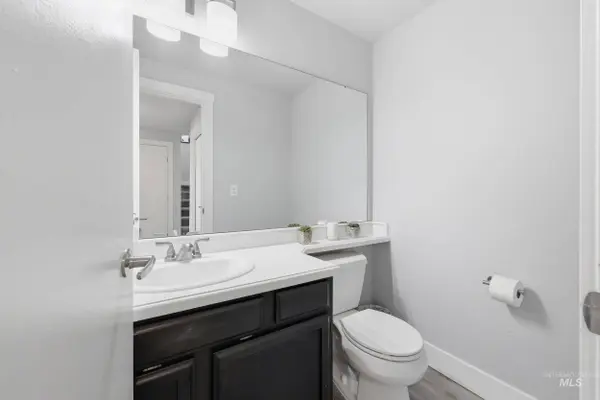 8453 Cascade, Boise, ID 83704