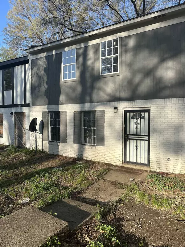 3067 ST CROIX PL #83, Memphis, TN 38127