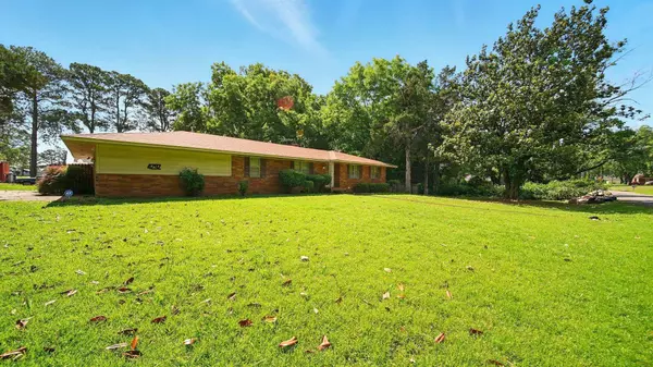 4292 MICKEY DR, Memphis, TN 38116