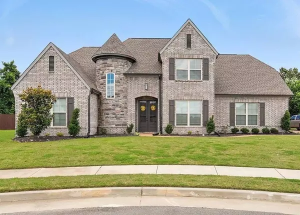 720 WOODLAND FOX CV, Cordova, TN 38018