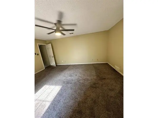 5879 JARDIN PL, Memphis, TN 38141